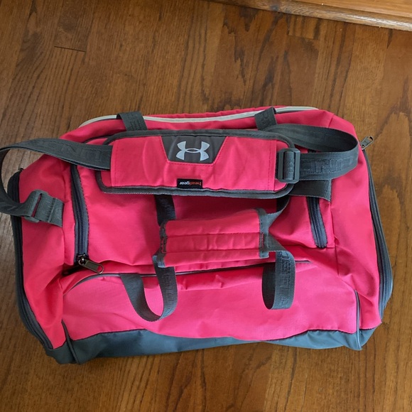 Under Armour “Storm” Large Multi Section Duffle Sports Bag W/Strap & Handles - Picture 6 of 13